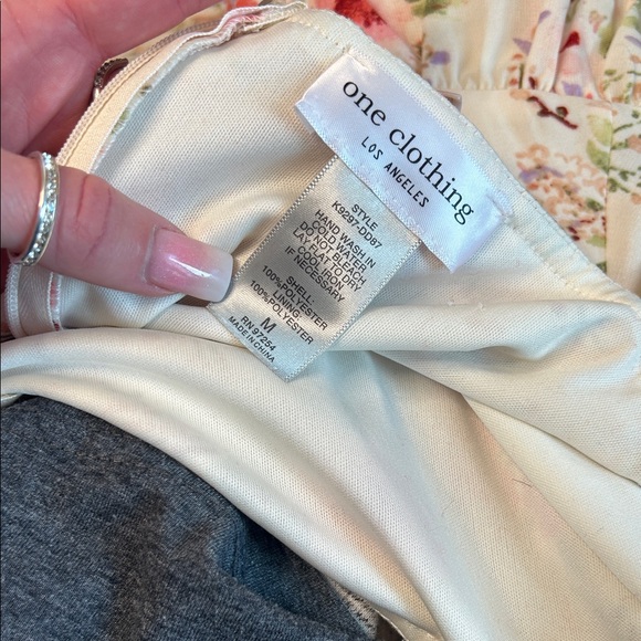 One Clothing Cream Floral Dress mini layered corset top lace back SZ M strappy - Picture 3 of 7